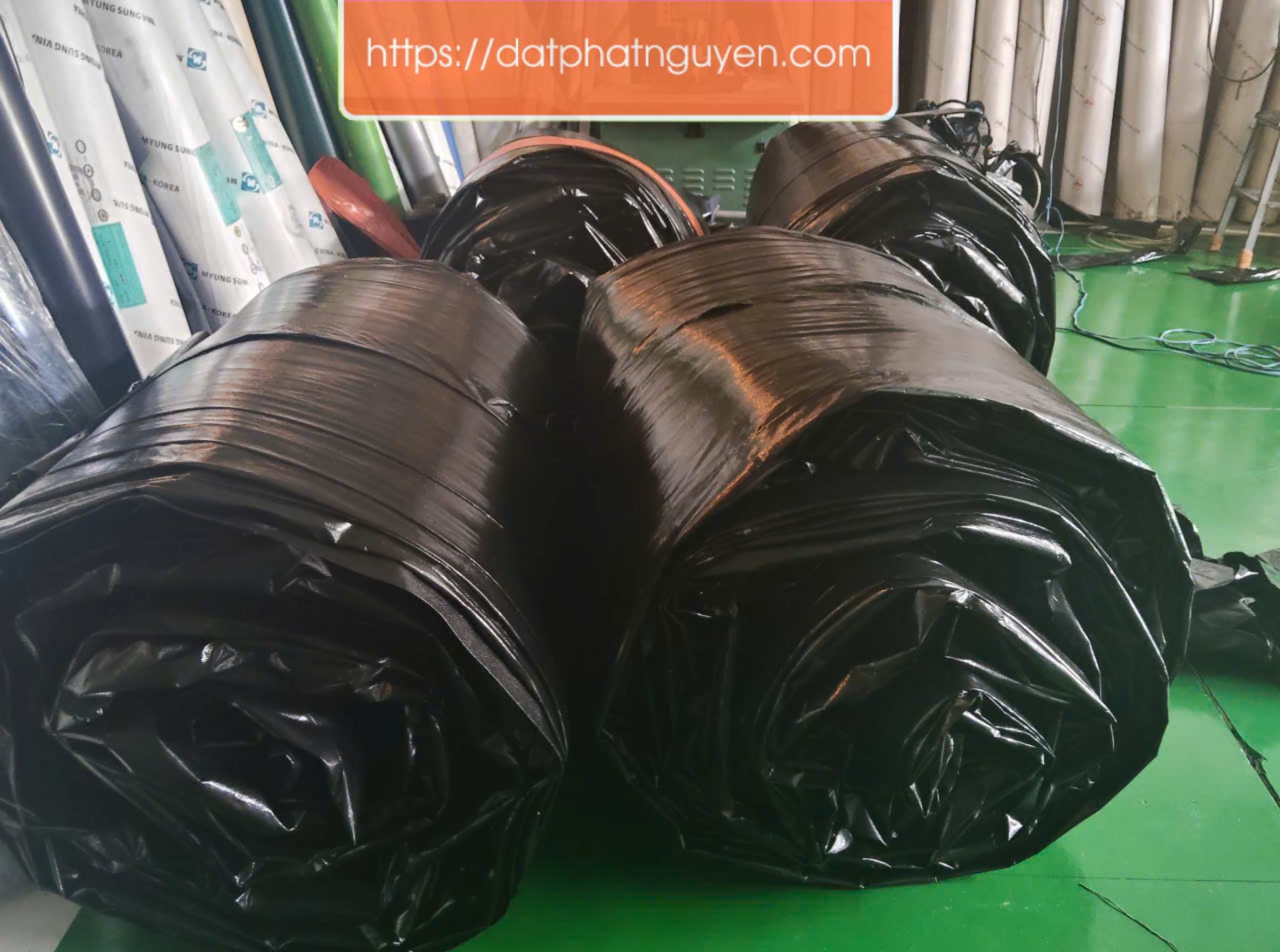 Bạt đen hai mặt