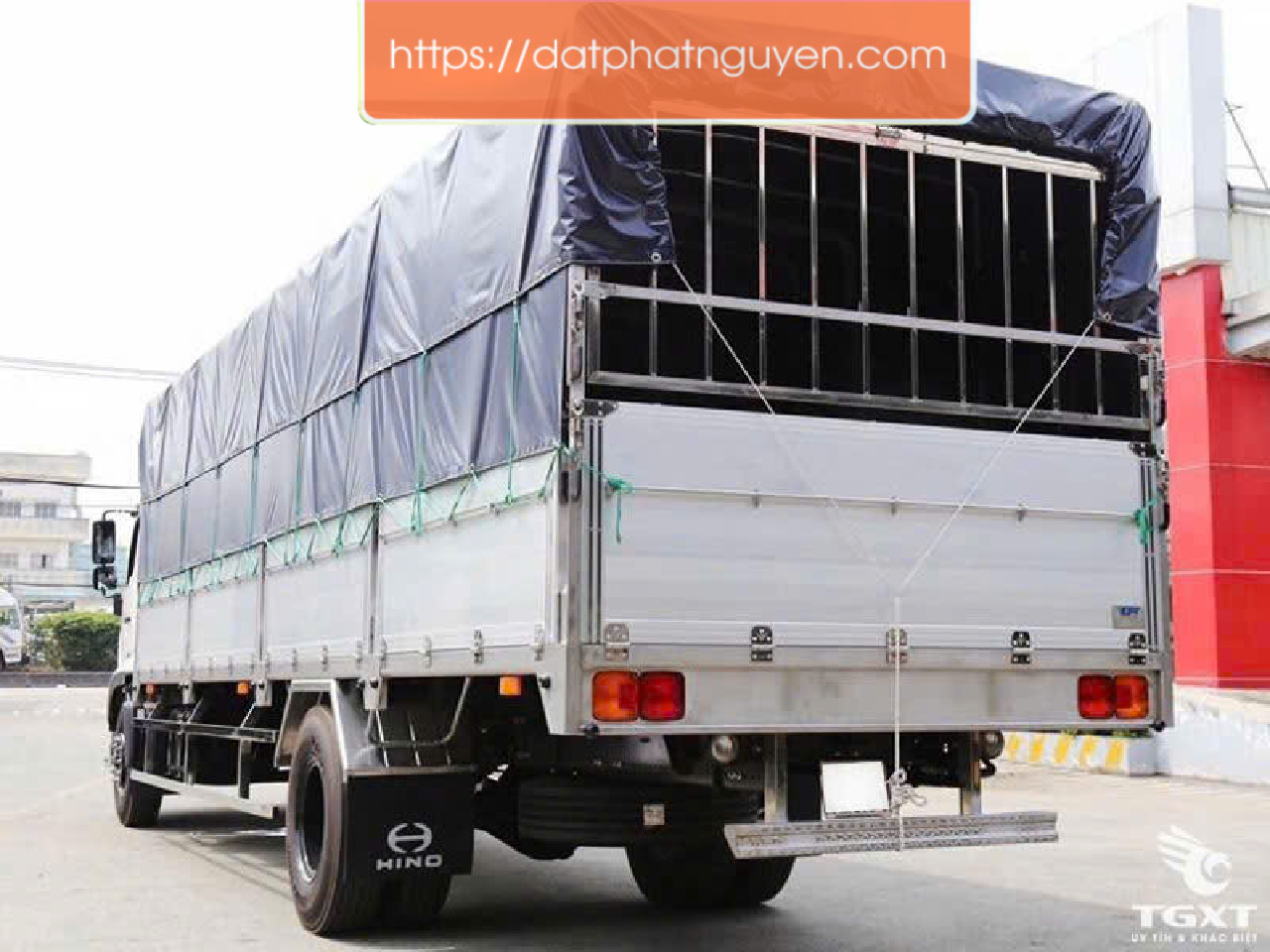 Bạt trùm xe tải