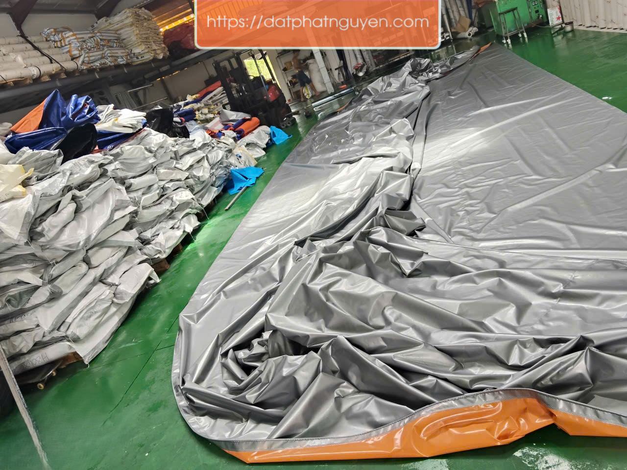 Bạt PVC khổ lớn
