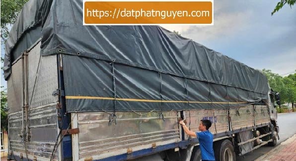 Buộc bạt xe tải đúng cách